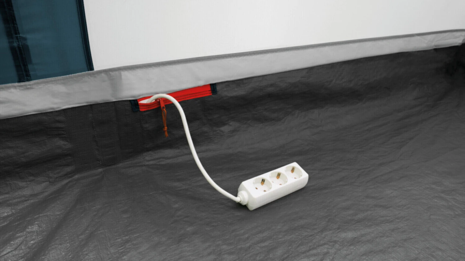 Easy Camp Palmdale 600 Lux Tent 17 Easy Camp Palmdale 600 Lux Tent - Image 15