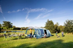 Coleman Castle Pines 4L Blackout Tent (2022) -Outdoor Gear Store of3a1309