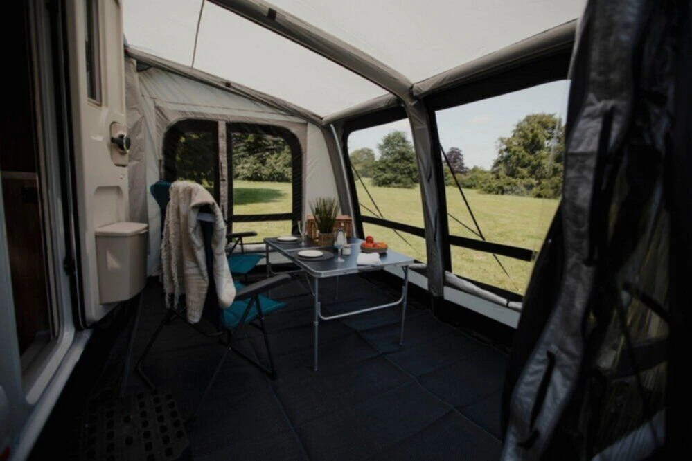 Vango Airbeam Vango Balletto Air 330 Elements Shield Caravan Awning (2023) 7 Vango Airbeam Vango Balletto Air 330 Elements Shield Caravan Awning (2023) - Image 5